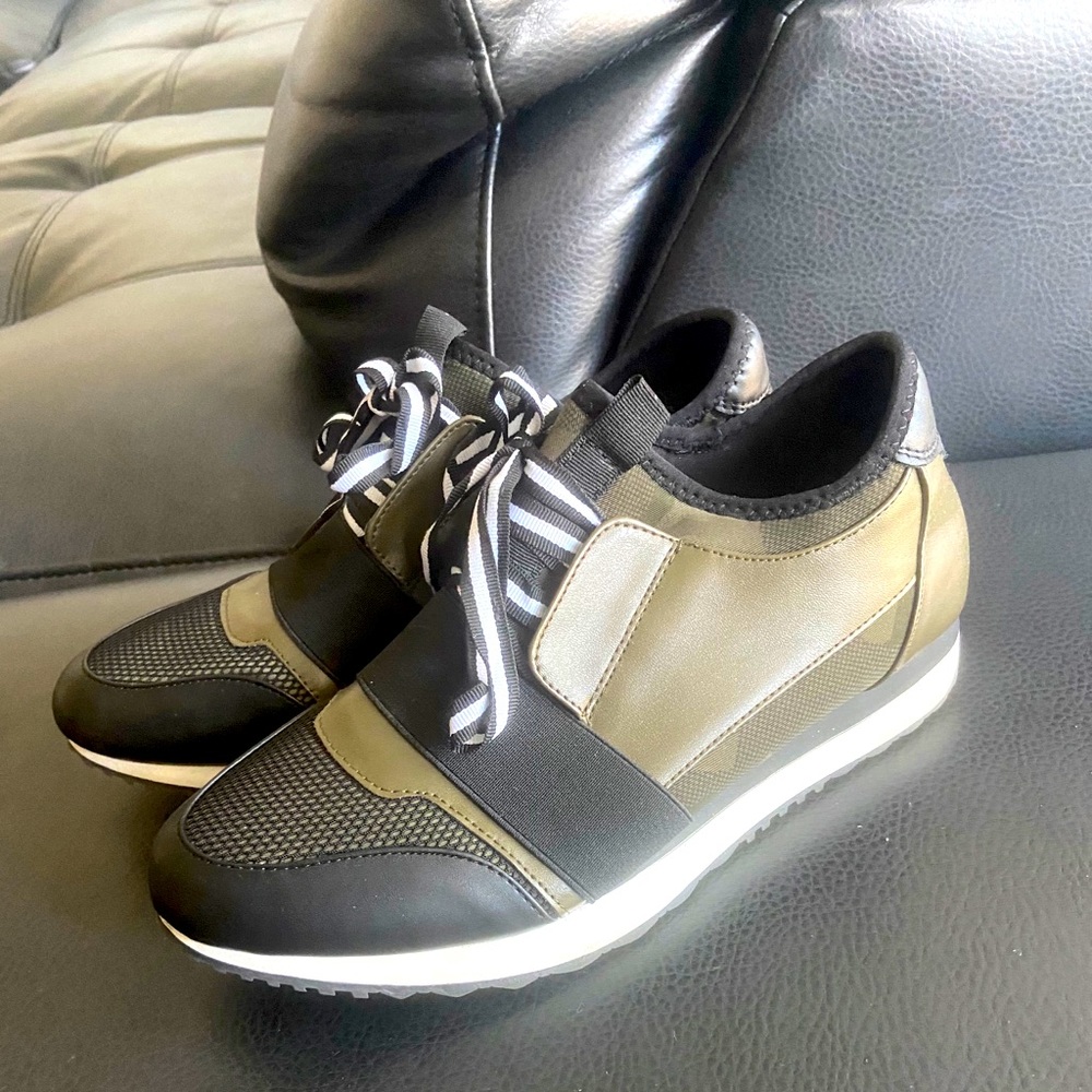 Casual Shoes